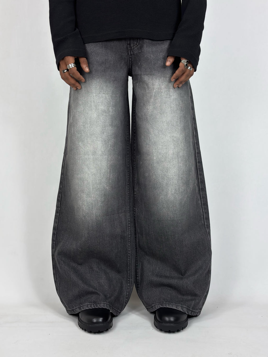 Faded Spider Wide Leg