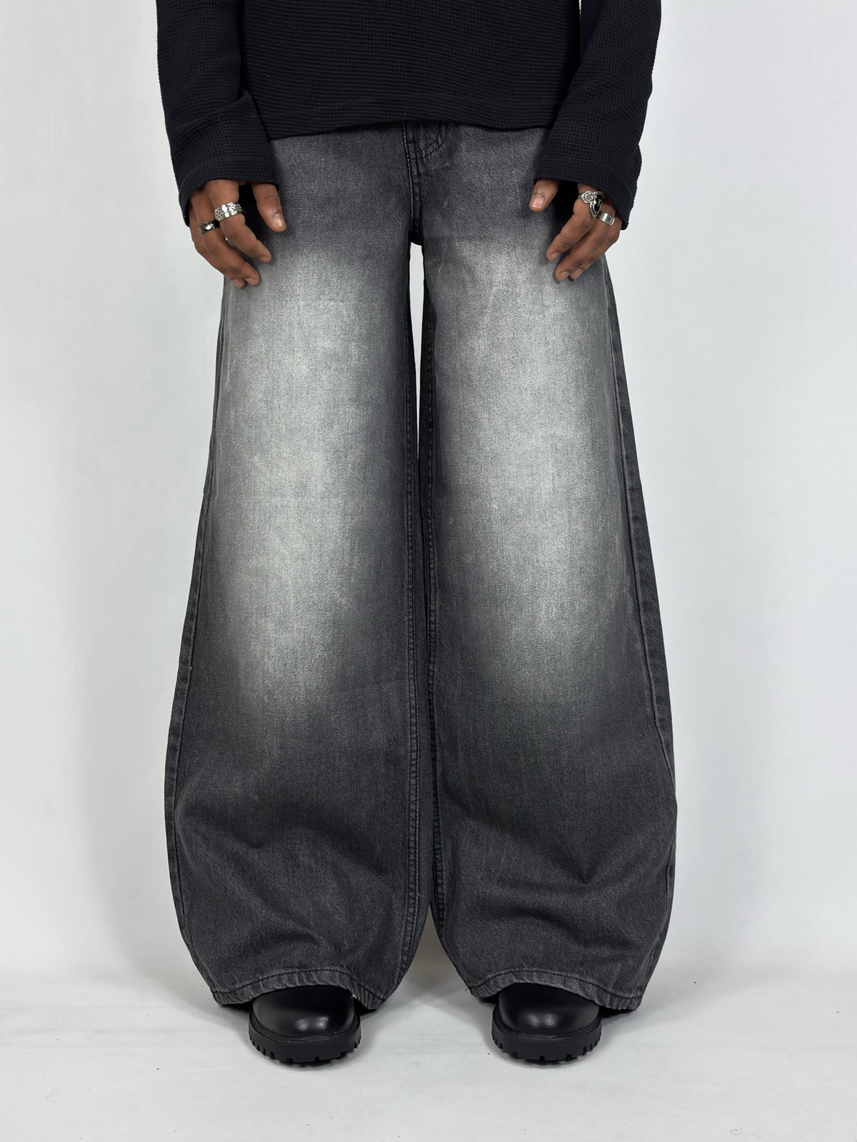 Faded Spider Wide Leg