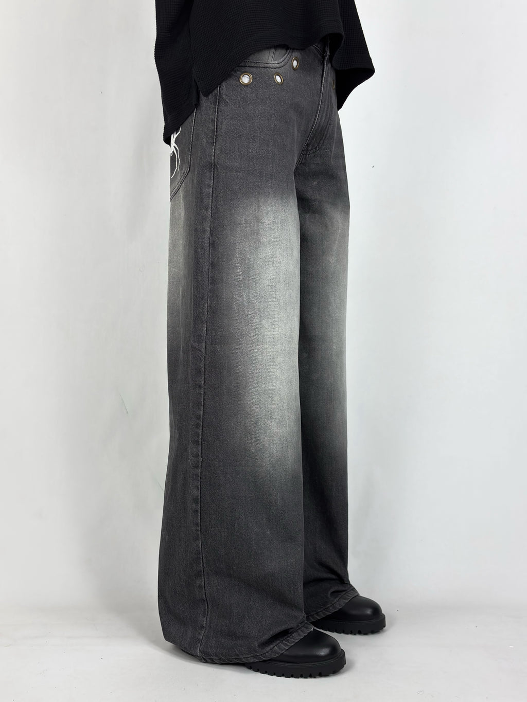Faded Spider Wide Leg